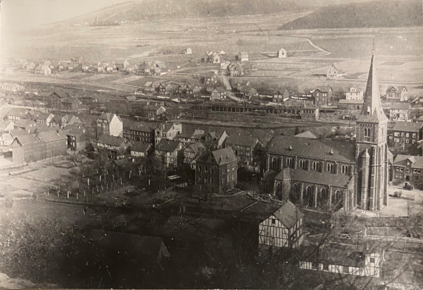 Herdorf Blick vom Kreuz 1930 (c) Familie Gerhardus Herdorf Blick vom Kreuz 1930
