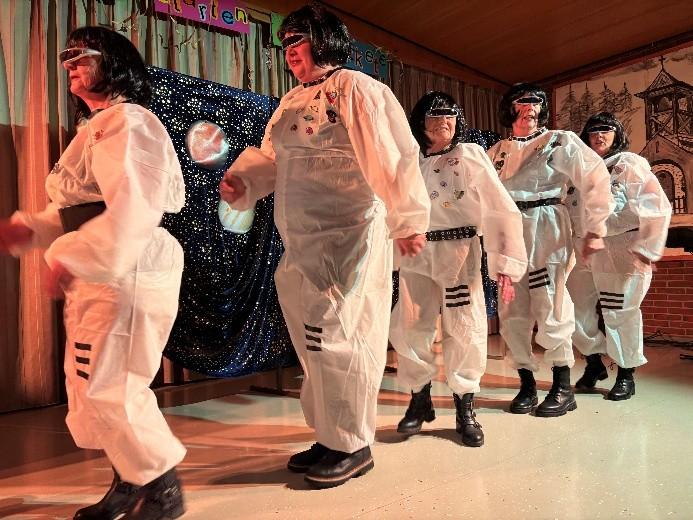 22026-02 kfd Karneval Bild 4