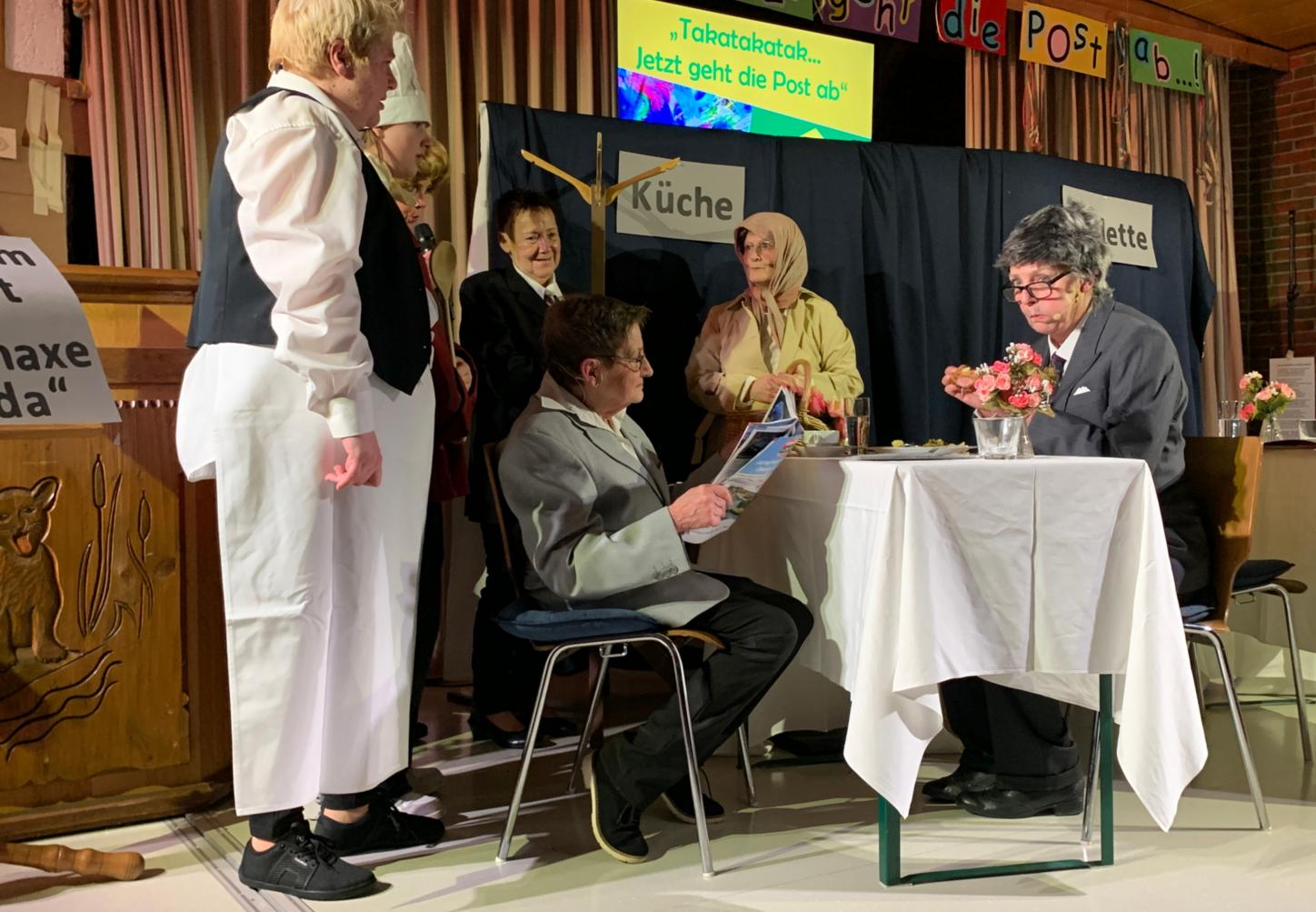 Karnevalsveranstaltung 2025 kfd Kirchen - Loriot-Schmeckts