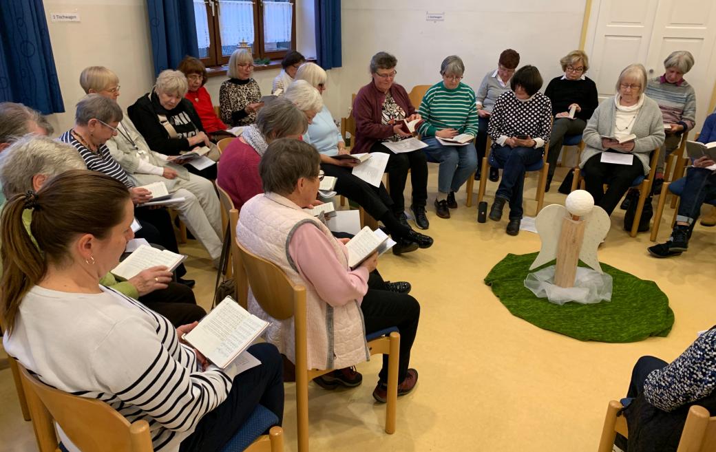 Adventsfeier Thema Engel